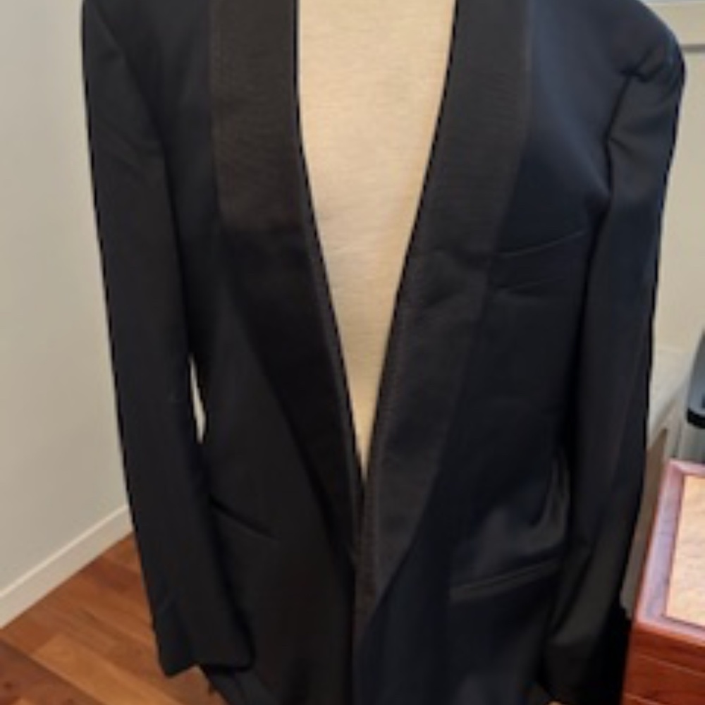 REDUCED!  Isaia Napoli "Aquaspider" tuxedo jacket hand-sewn in Italy - Dark Navy